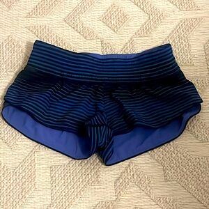 Lululemon Reversible Run Swim Bike Shorts Purple Black Stripe Size 2